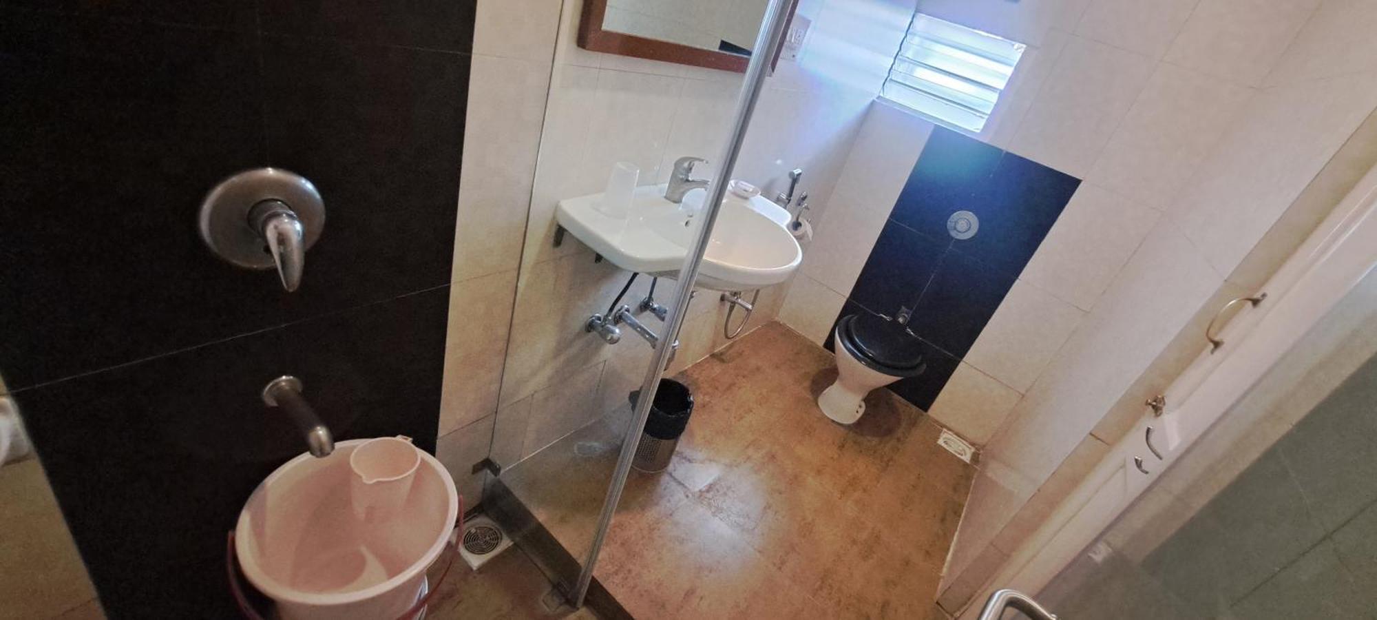 Hotel Swaroop Пуна Экстерьер фото